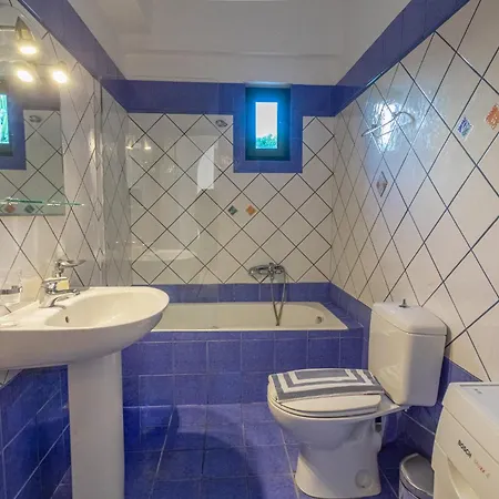 Villa Sofia, Luxury Stone In With Private Pool, Bbq And Amazing Sea View