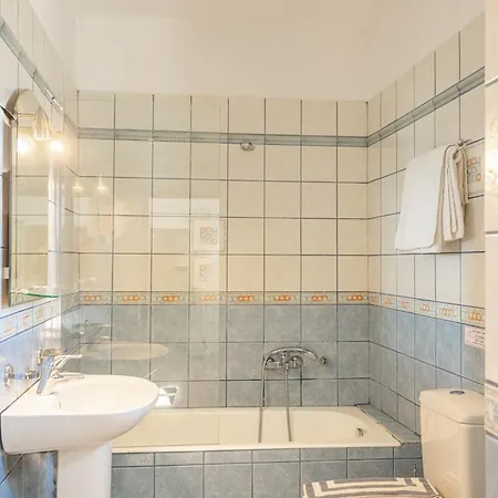 Villa Sofia, Luxury Stone In With Private Pool, Bbq And Amazing Sea View *