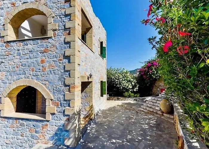 Sofia, Luxury Stone In With Private Pool, Bbq And Amazing Sea View